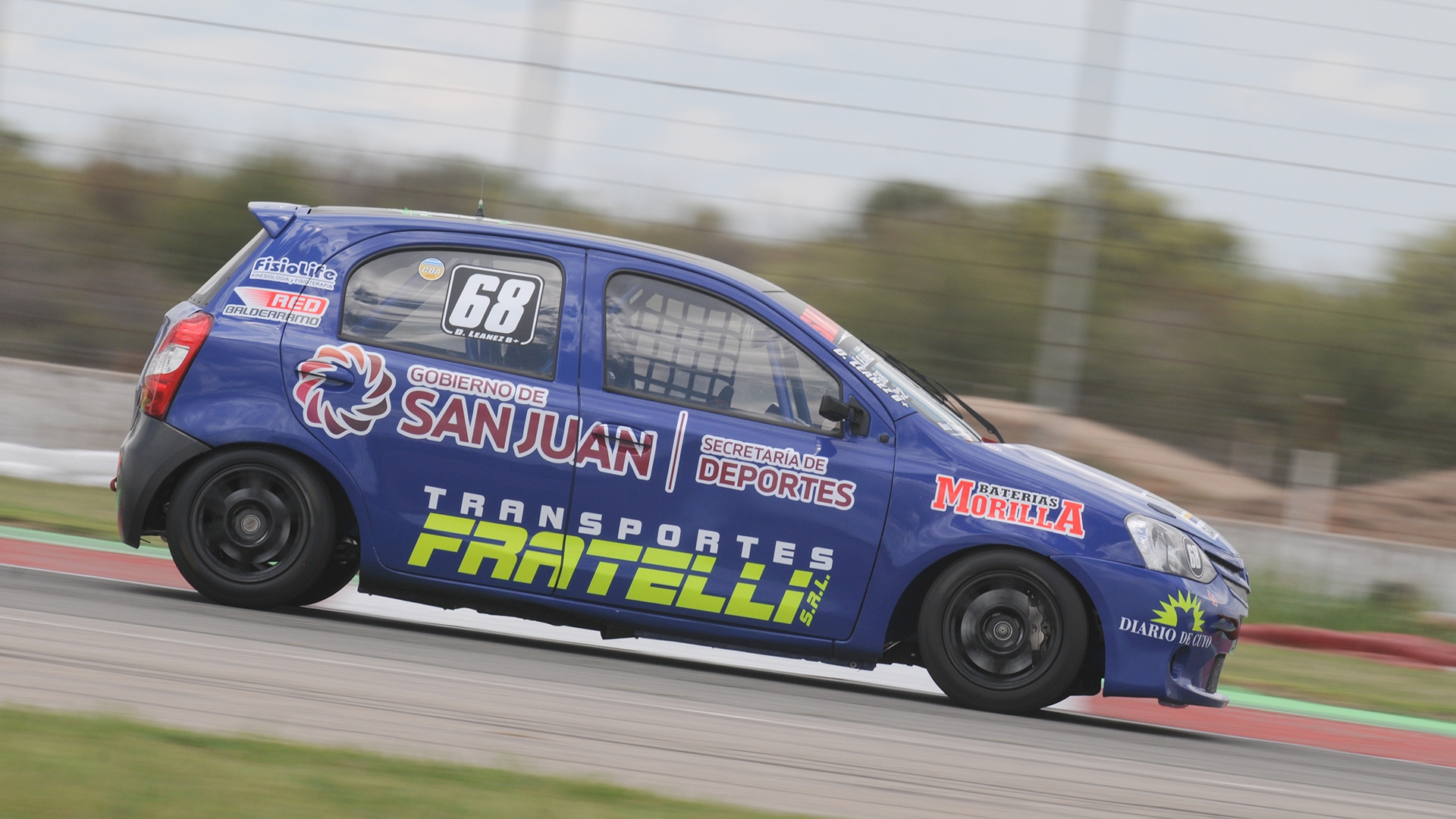 San Juan a la pole position