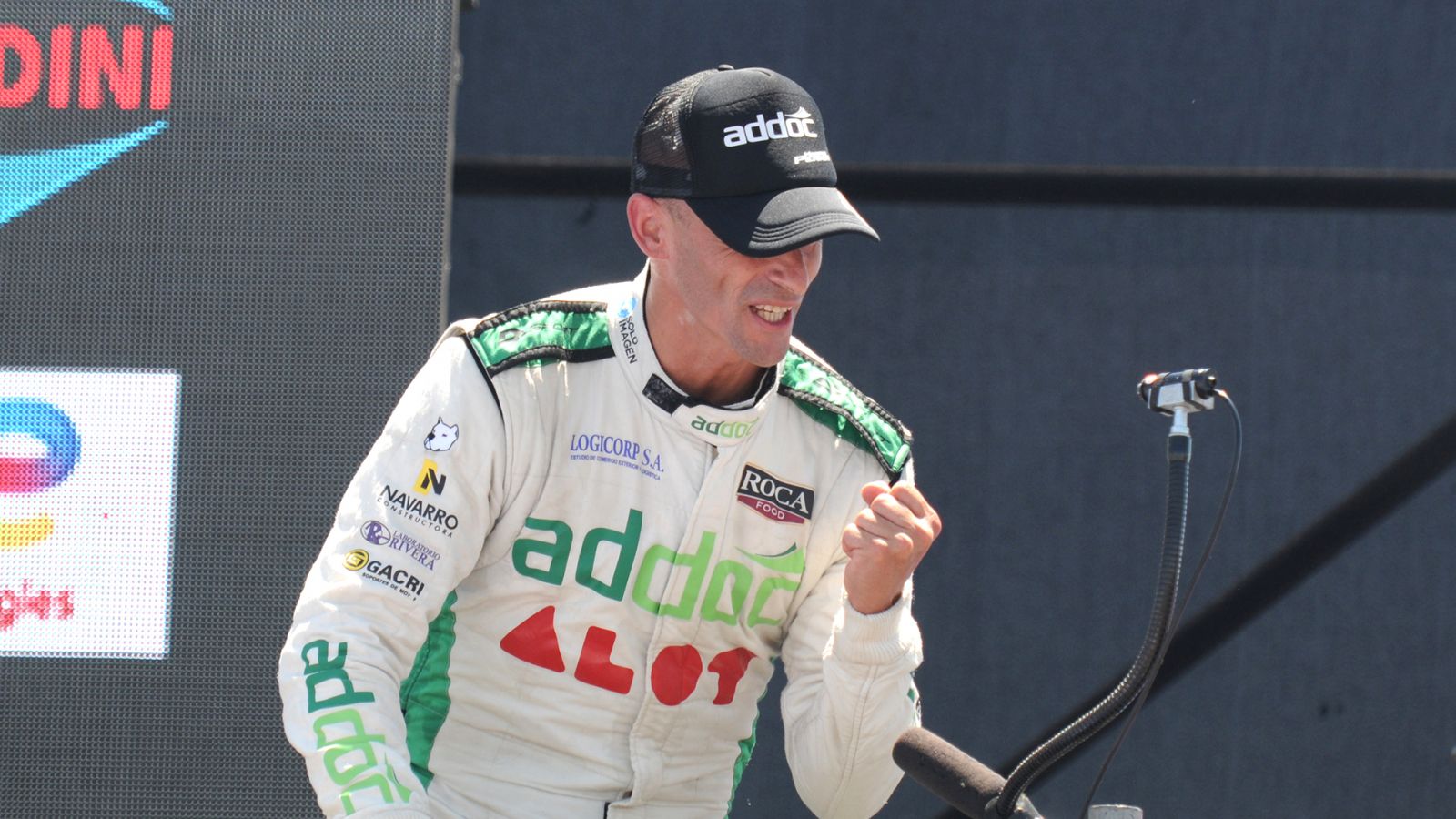 Mariano Pernia, el regreso