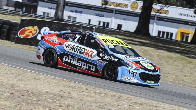 Franco Vivian se regaló la pole position en Clase 3