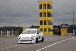 Diego Mungi testeó los Renault Fluence
