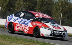 El New Civic de Larrauri giró en San Jorge