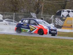 Michieletto rugió en La Plata