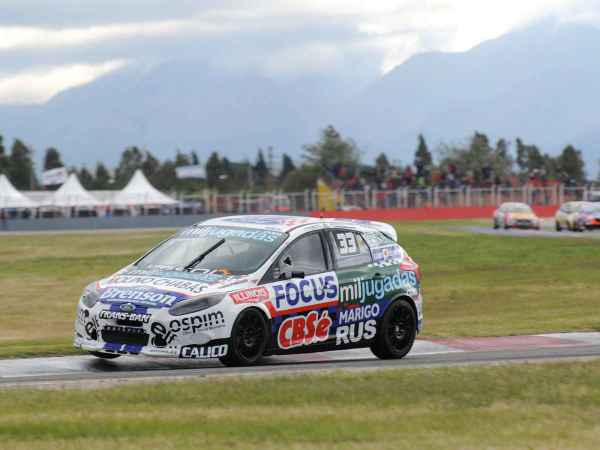 Moriatis, Tuero y Okulovich, en Oberá