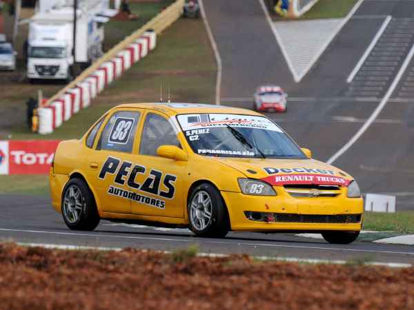 Pérez voló en Posadas