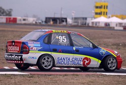 Federico Alonso avanzó y sumó en C-2