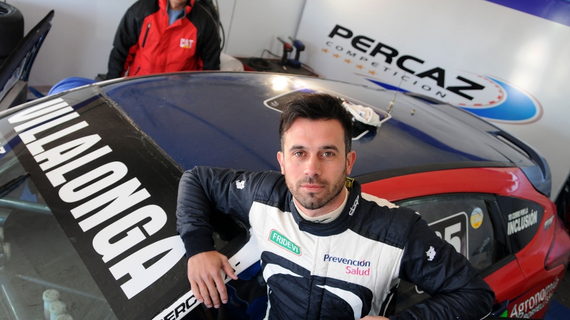 Adrián Percaz se pone a punto