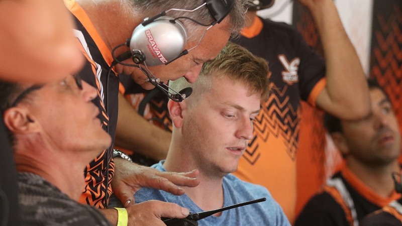 Cambio para Alejandro Weimann