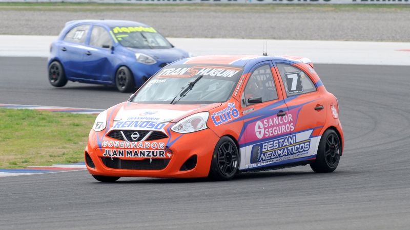 Un regreso con pole position incluida