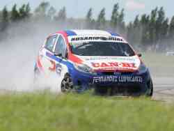 Complicaciones para Martín Piermattei y su Ford Fiesta Kinetic