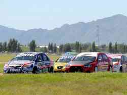 Cuatro modelos distintos: Ford Focus, Mitsubishi Lancer, Seat Leon y Fiat Línea.