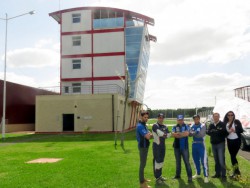 Los pilotos de Turismo Nacional junto a Sergio Sena y Martín Prost